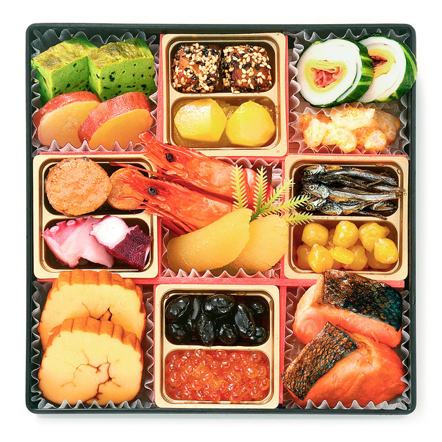 ワンピース」着物姿の麦わらの一味が描かれた重箱入り！2026年版の