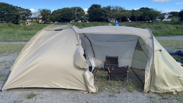 ワークマン初のツールームテント「耐久撥水2ルームシェルター