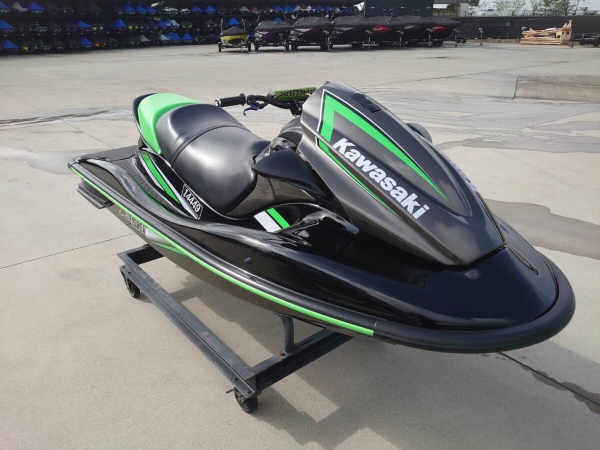 Kawasaki STX-15F｜長龍マリーナ｜琵琶湖のほとりで楽しむマリンレジャー