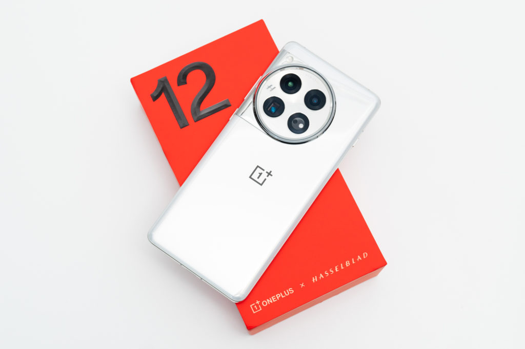 OnePlus 12レビュー】全てがバランスよくまとまった高水準なスマホ