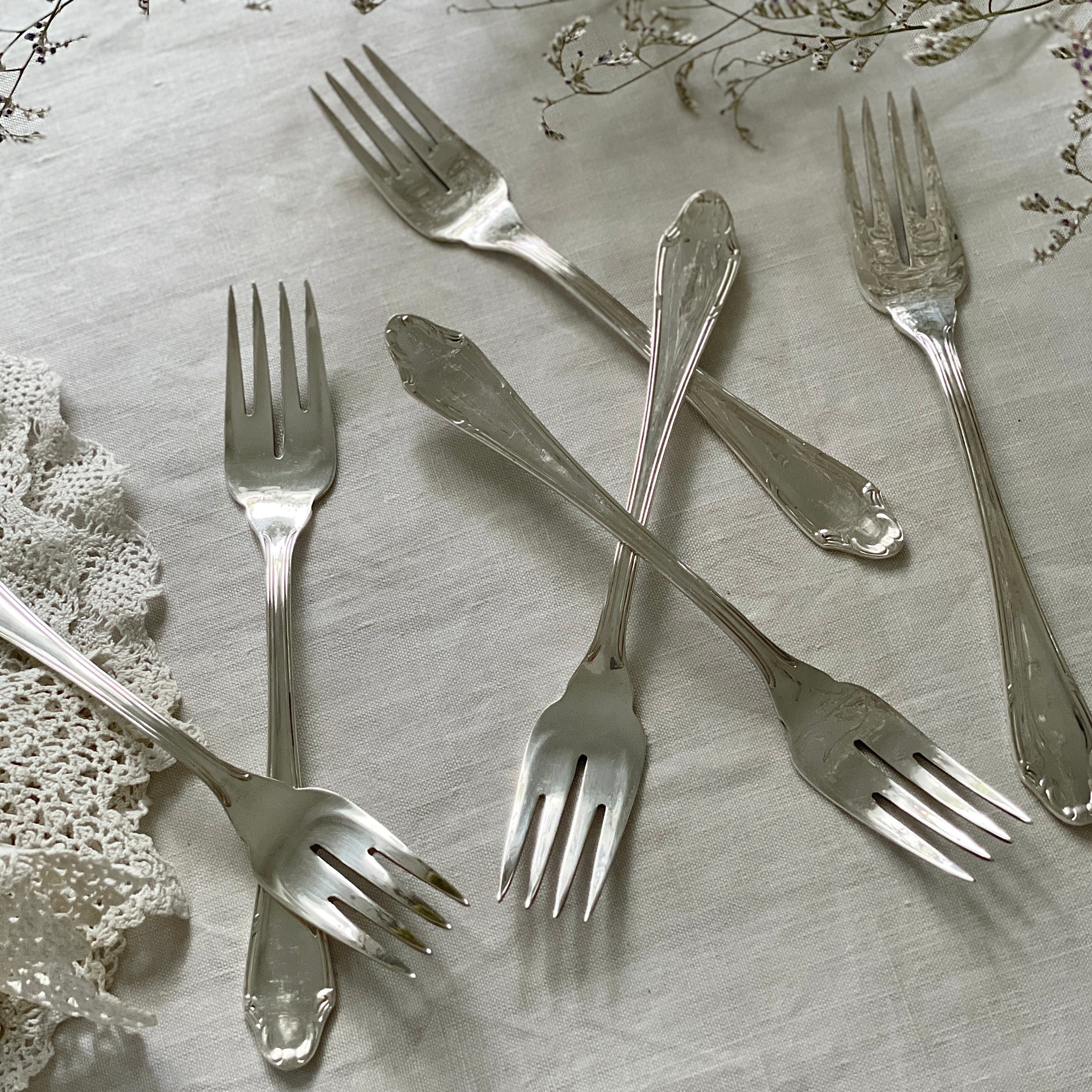 6本あり！シルバープレート製フィッシュフォーク（18cm） イギリス