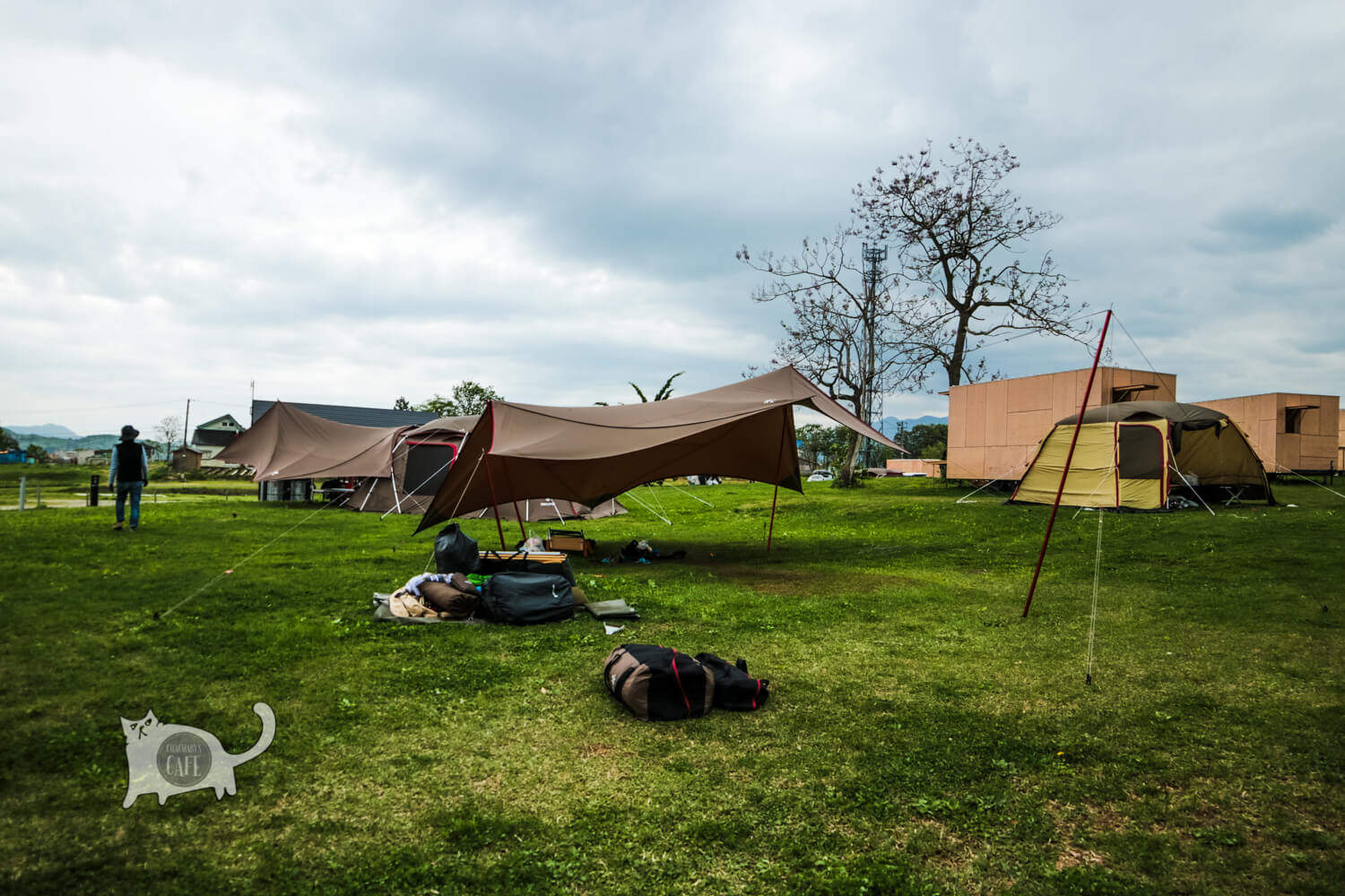 レビュー】スノーピーク 「ヘキサエヴォpro」 でかいタープに包まれる