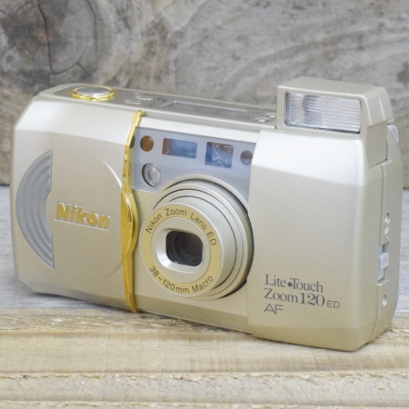 チャンプカメラ トピック [ニコン ライトタッチズーム120ED From