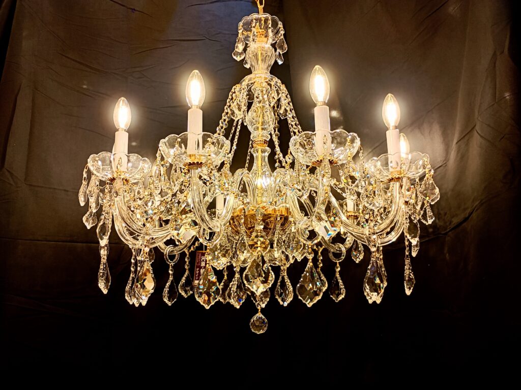 クリスタルシャンデリア「EMPIRE」の直径800mmを製作／東京都 – 河原