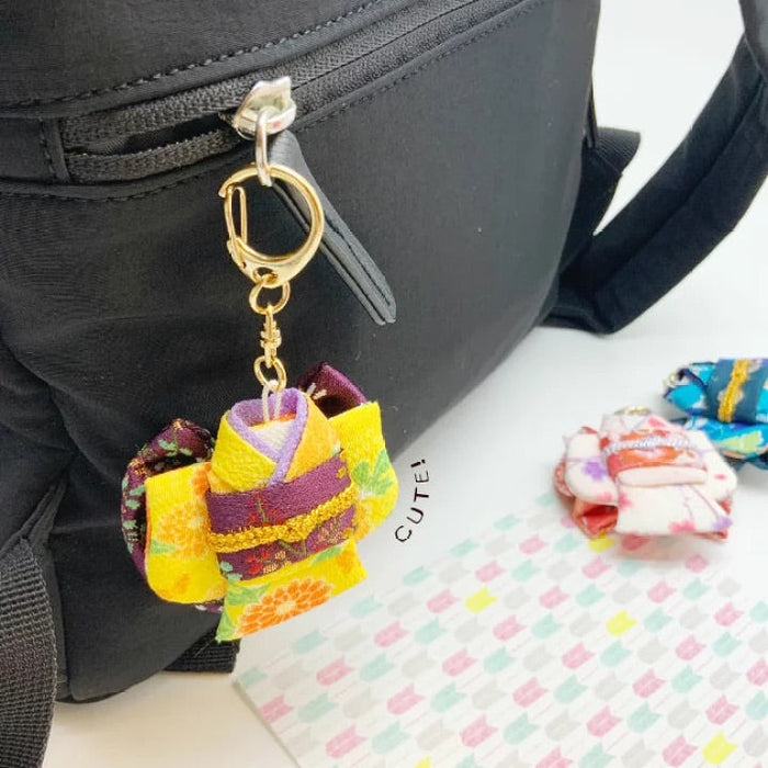 受注生産品】 -着物 キーホルダー 巾着付き- — ちりめん細工館 公式