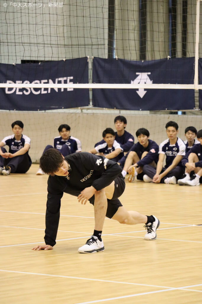 パリ五輪出場権を手にした日本代表主将の石川祐希氏（平30卒）が母校中