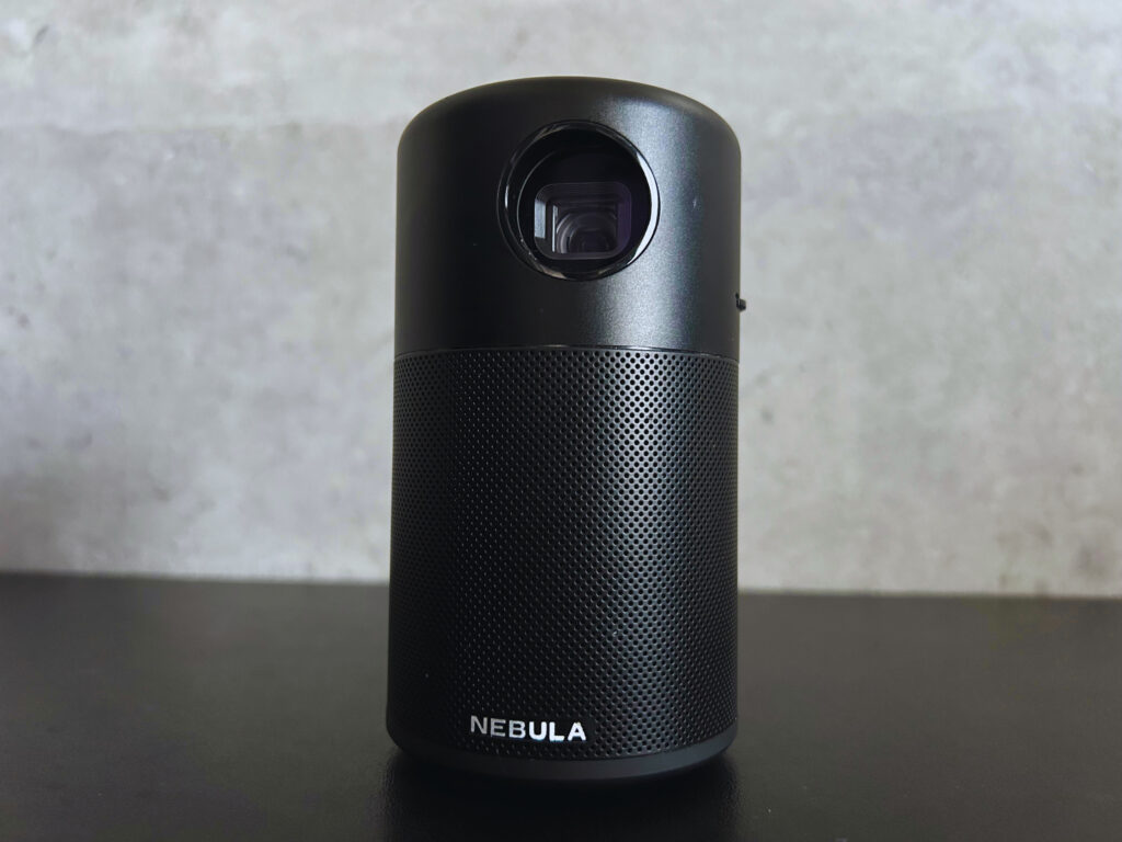 根強い人気】Ankerの初代Nebula Capsule D4111N12を徹底レビュー