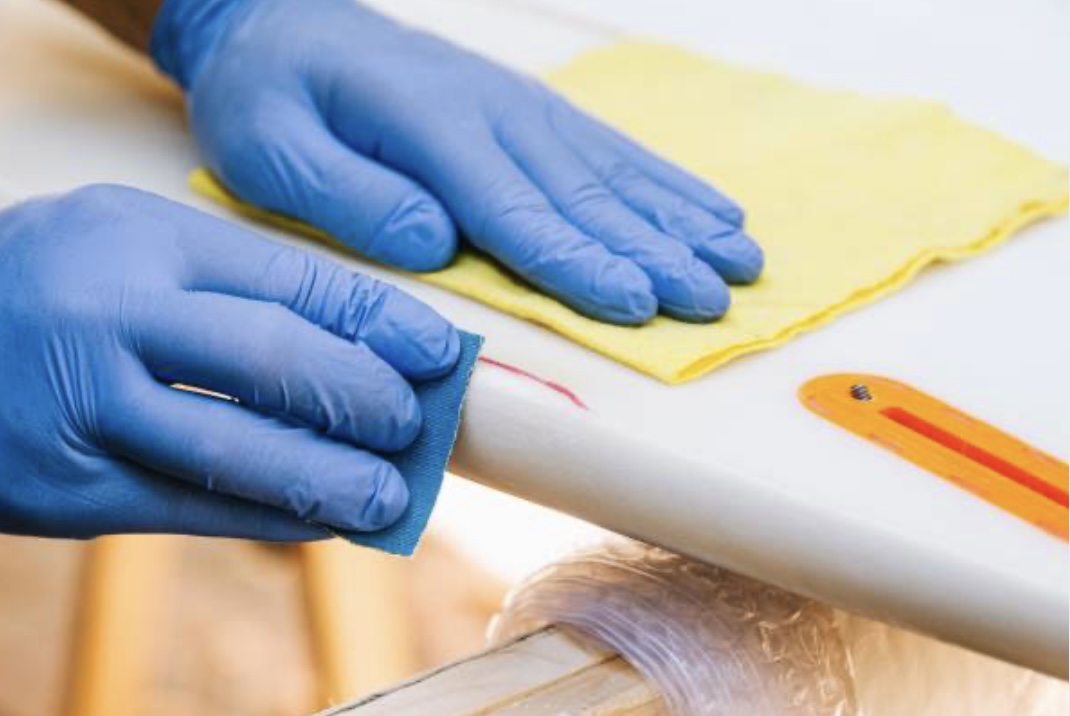 サーフボードのリペア入門｜修理方法とおすすめリペアキット 5選