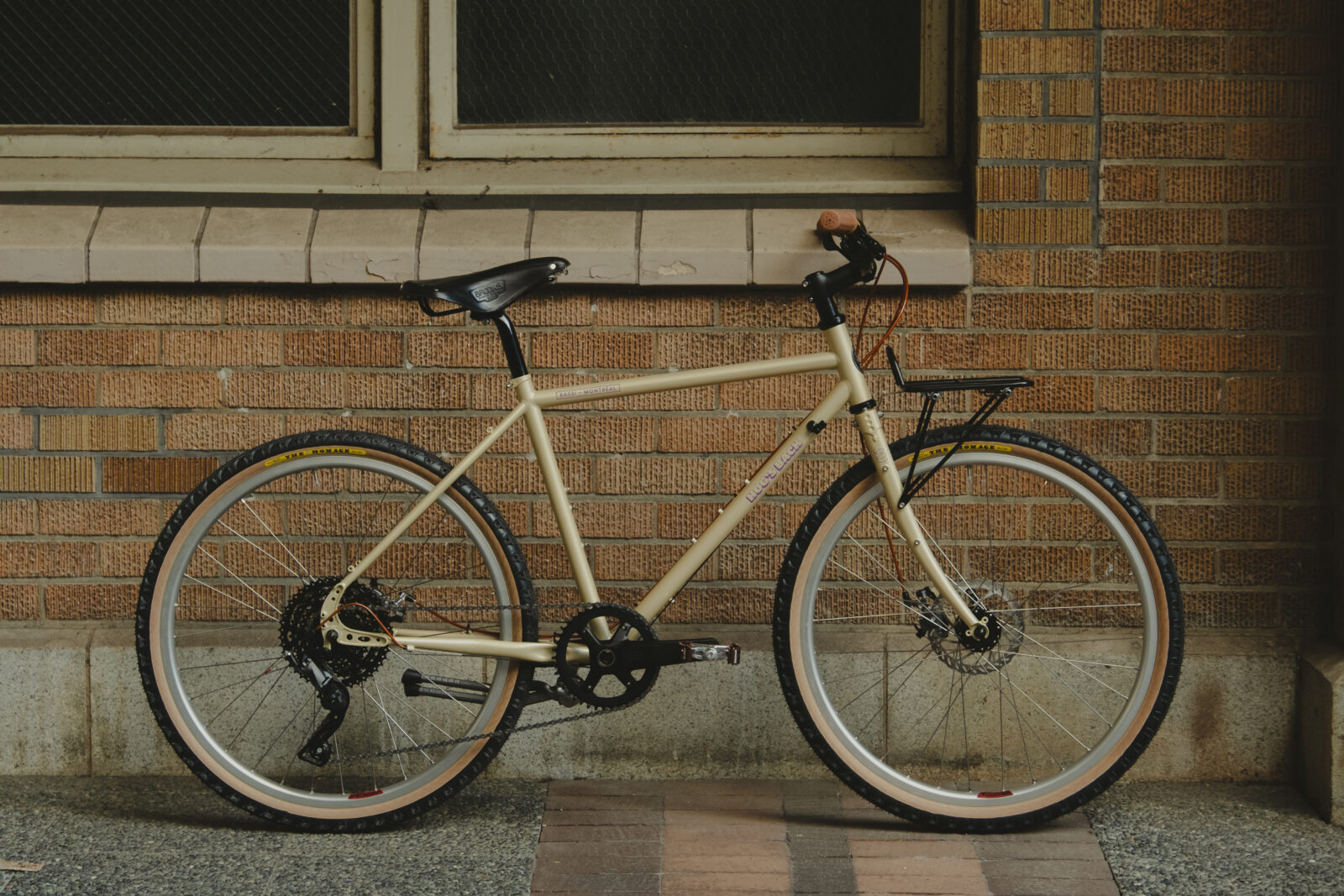 BIKE CHECK】改めて、BASSI BIKES Hog's Backを考える。 | Circles
