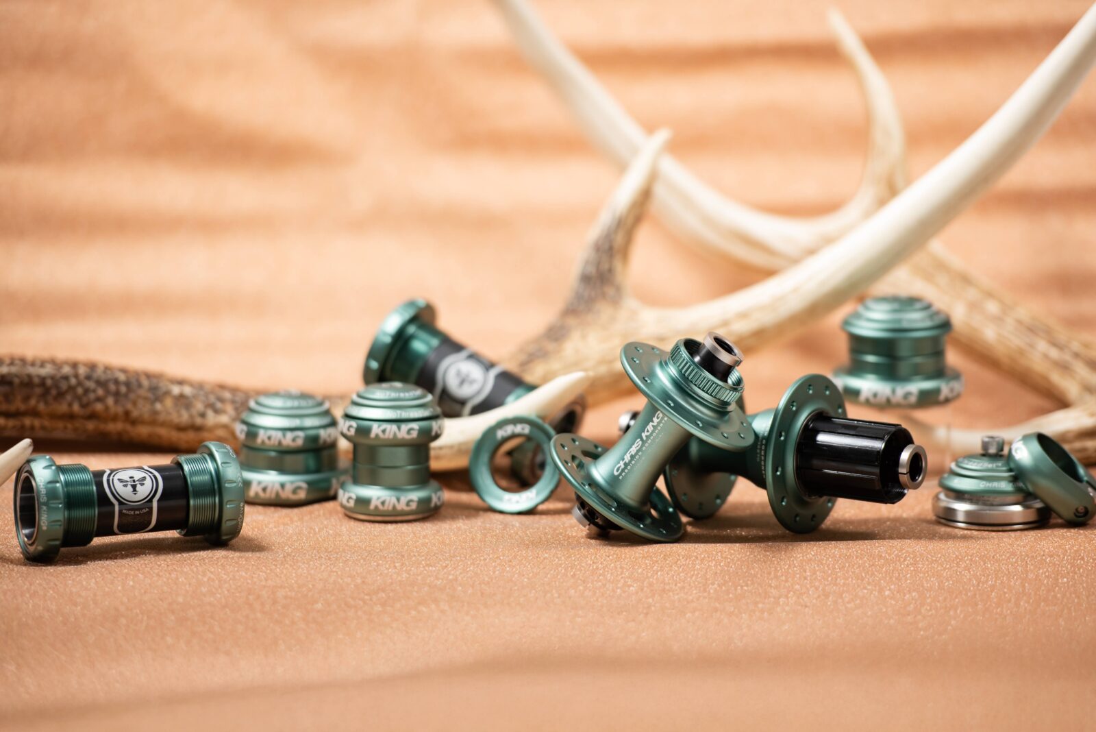 CHRIS KING】新色Matte Jade 販売開始。 | Circles／名古屋の自転車屋