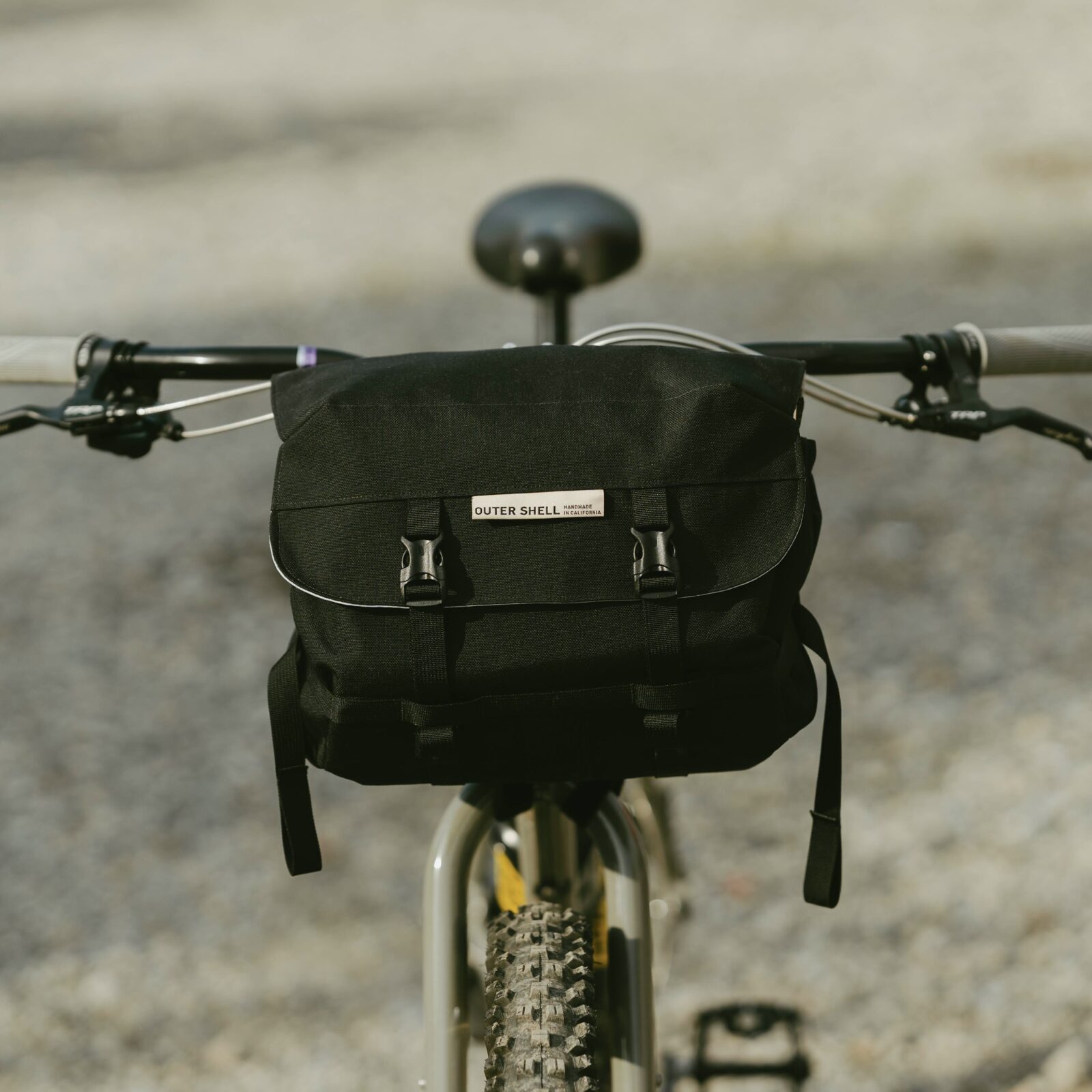 OUTER SHELL】ついに入荷！待ちに待ったあのバッグをご紹介 – Mega Bar