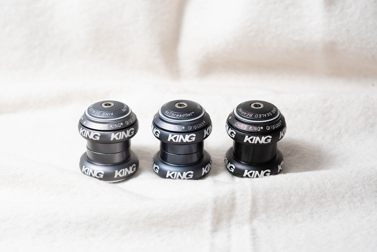 CHRIS KING】ついにお目見え！新色Midnight！ | Circles／名古屋の