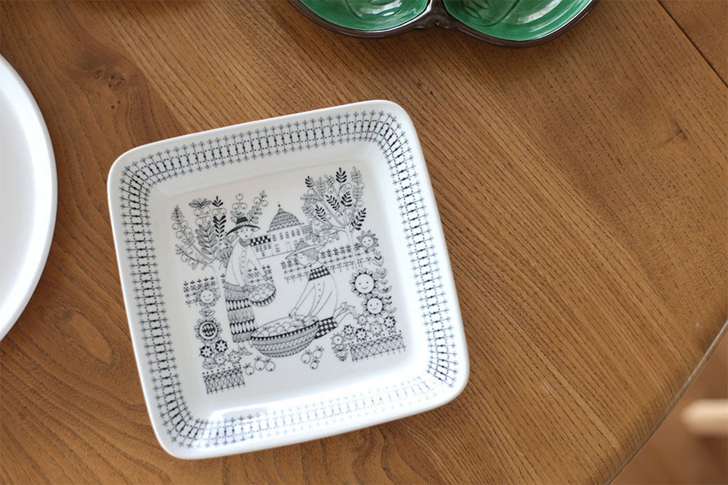 ヴィンテージ】ARABIA/アラビア/EMILIA/エミリア/スクエアプレート