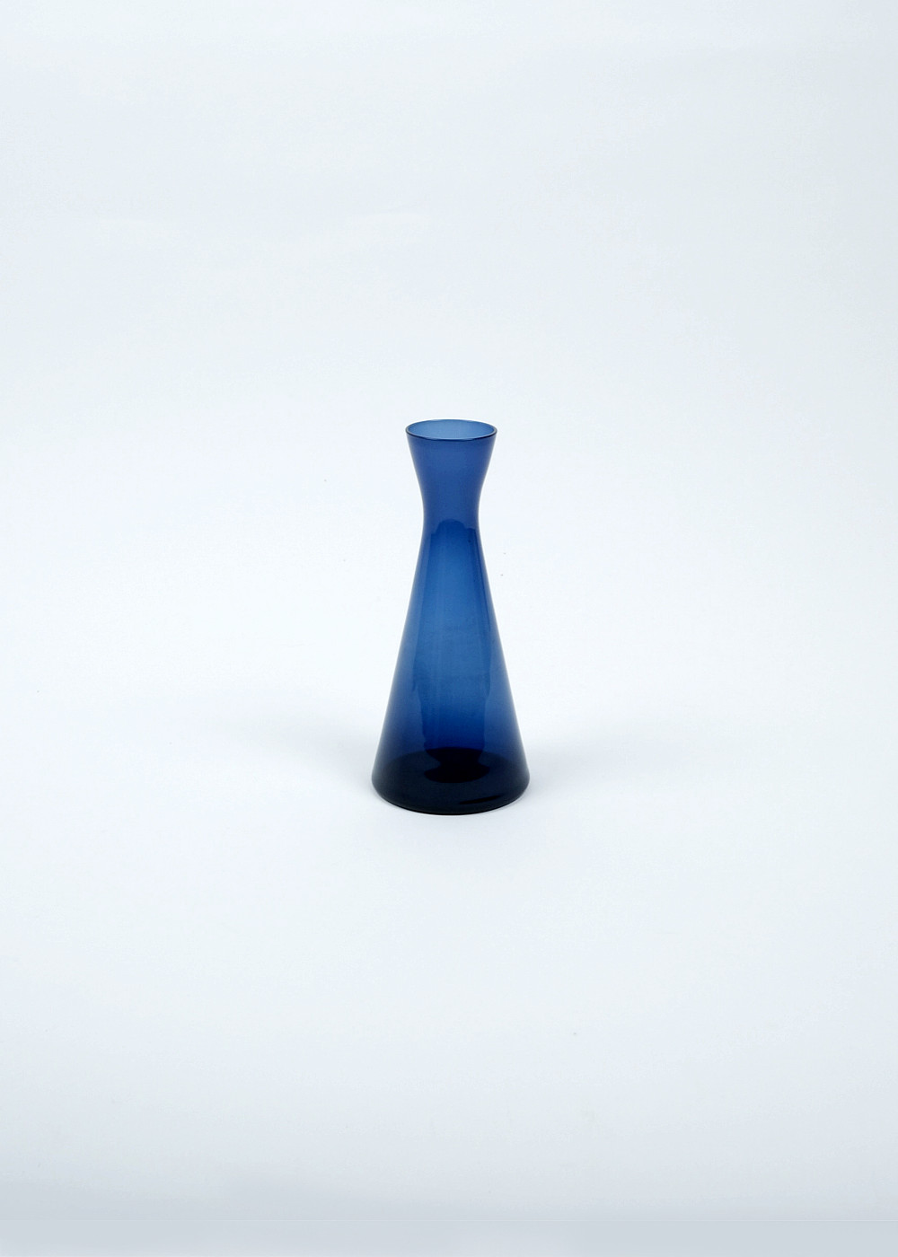 Glass Vase #1541 Large, Kaj Franck – COMMON