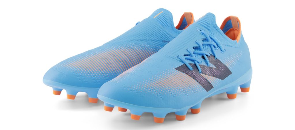 NB公式 - ニュースリリース - ニューバランス フットボール超軽量