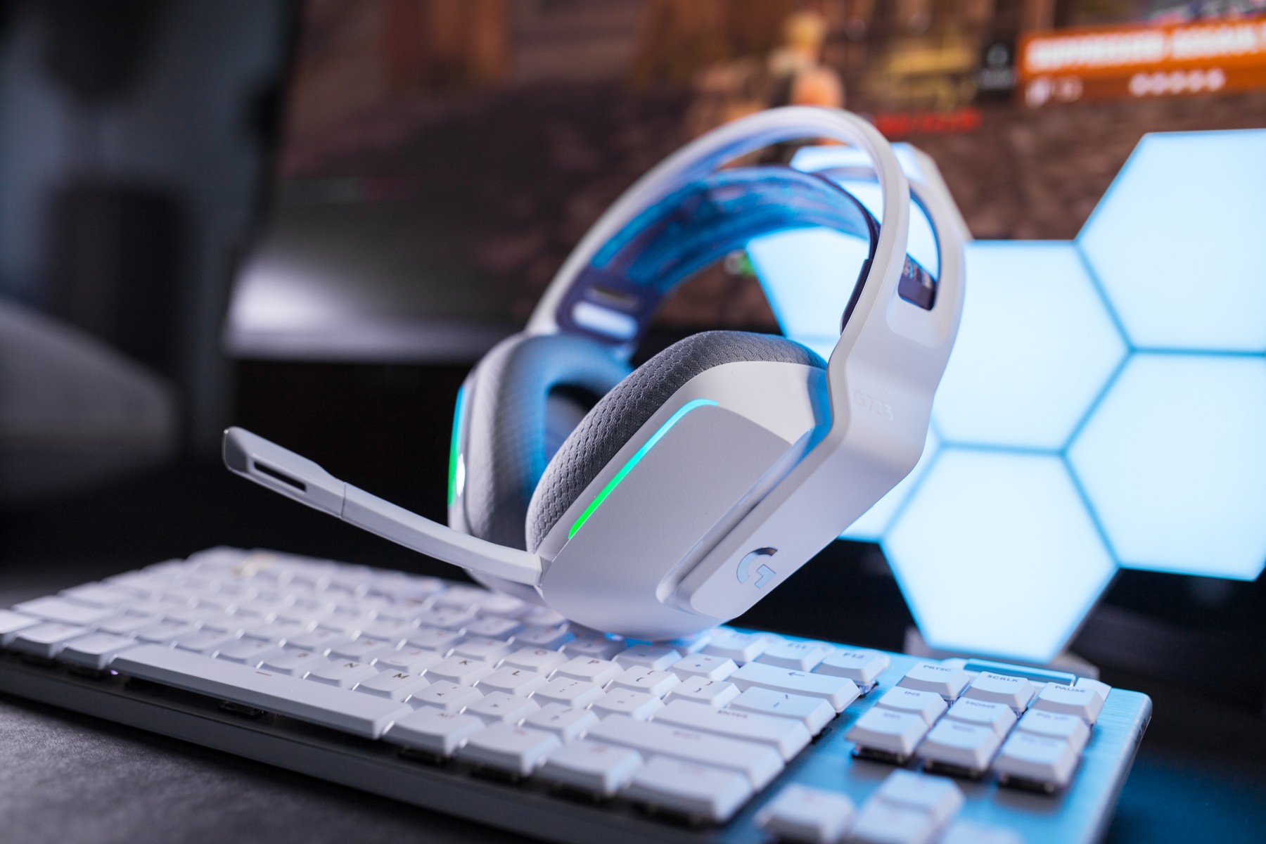 最大約89時間の連続使用が可能に。 ゲーミングヘッドセット「G733」を