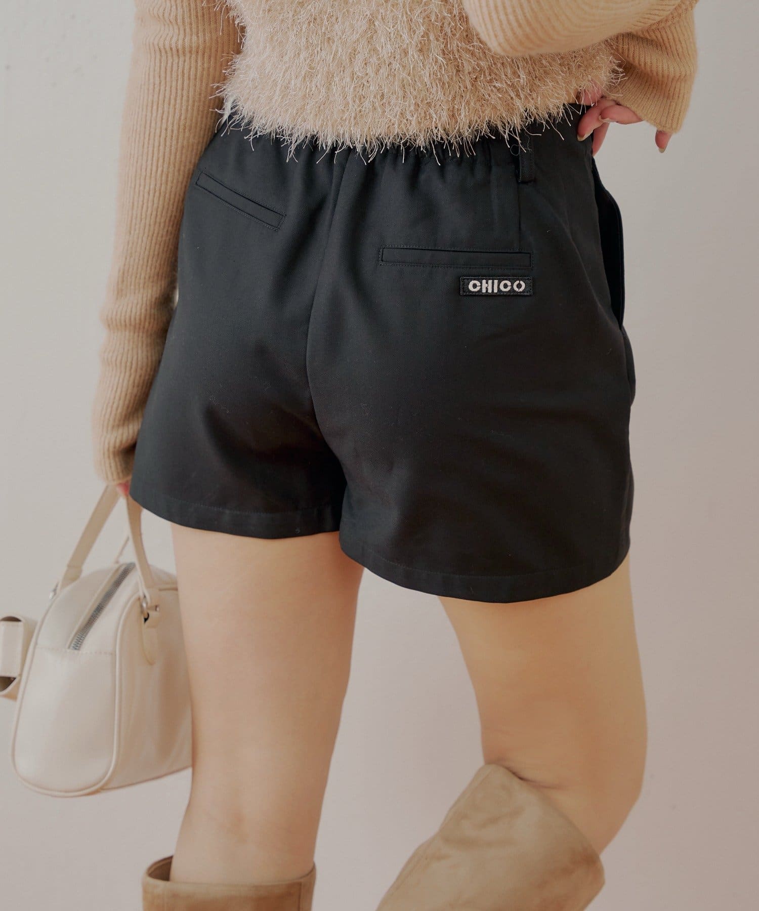 フロントタックショートパンツ | Chico(チコ)レディース | PAL CLOSET