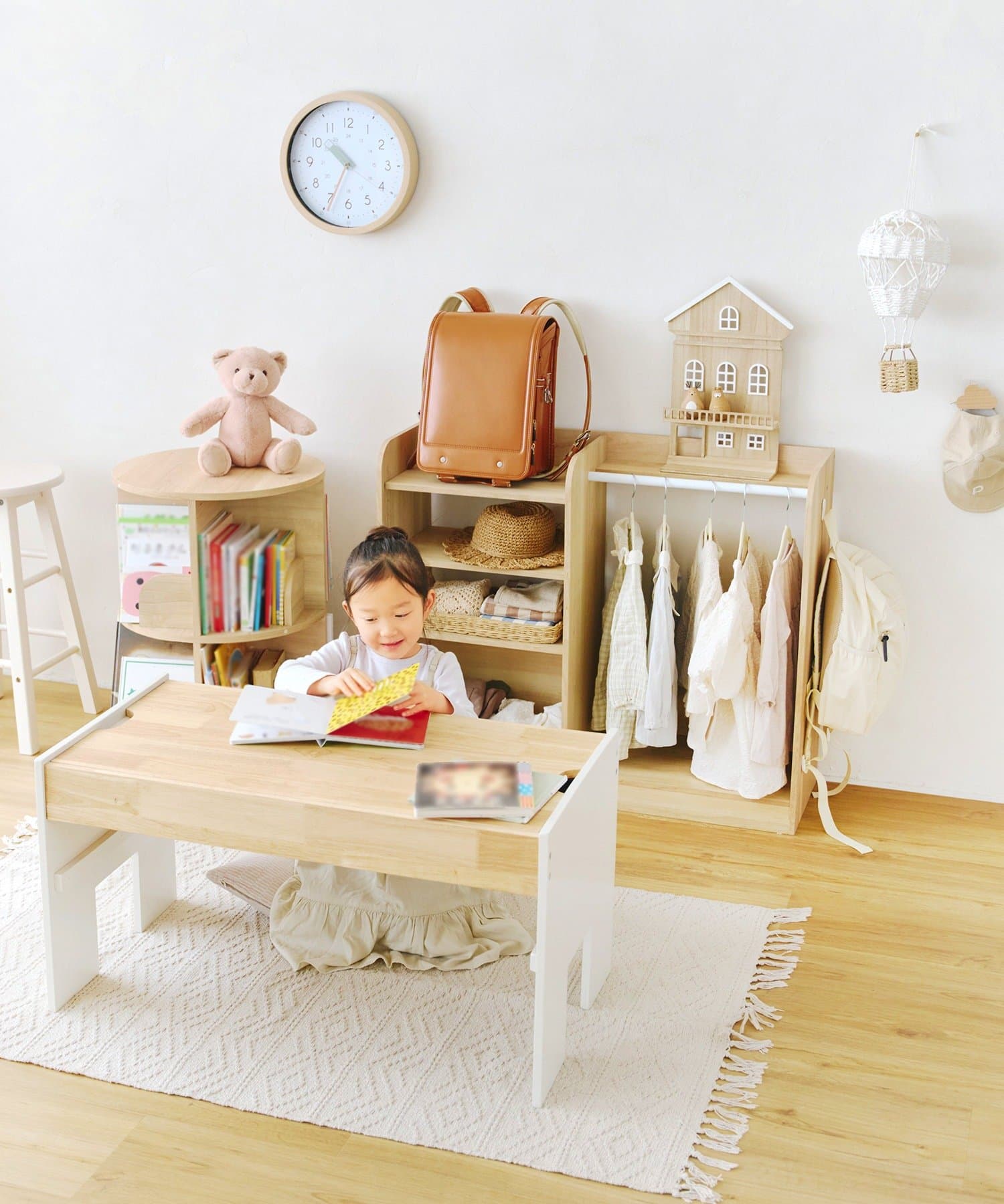 WEB限定再入荷》プレイテーブル | salut!(サリュ)キッズ | PAL CLOSET