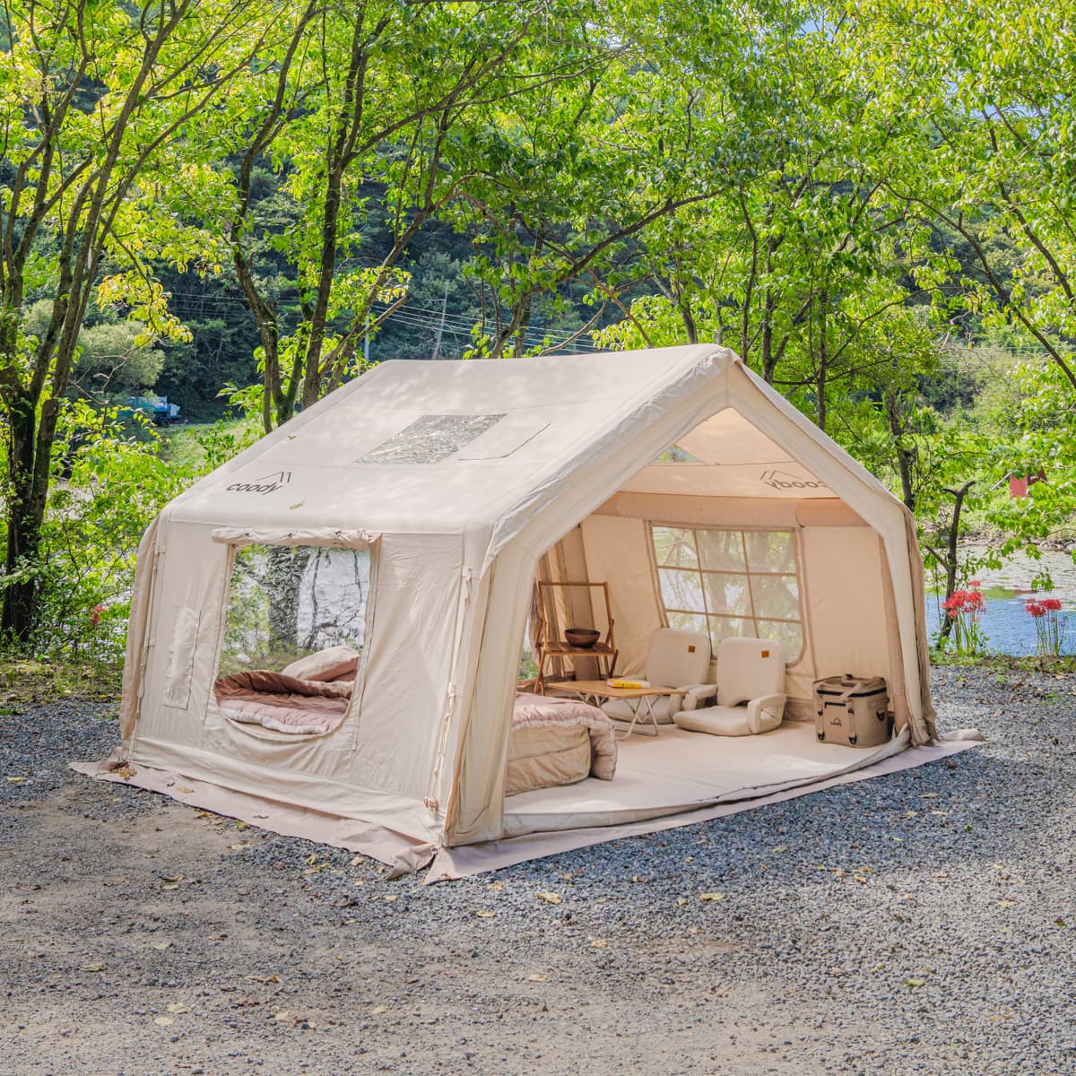 coodyエアテント10.0｜グランピングエアテント coody日本公式サイト