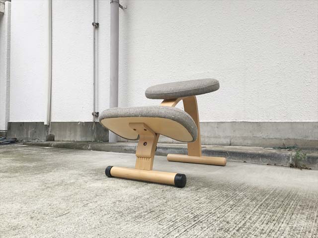 バランスチェアの買取なら | リサイクルショップのココカラココロ