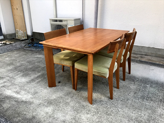 朝日木材加工のボスコダイニングテーブルチェアセット4人用を大田区