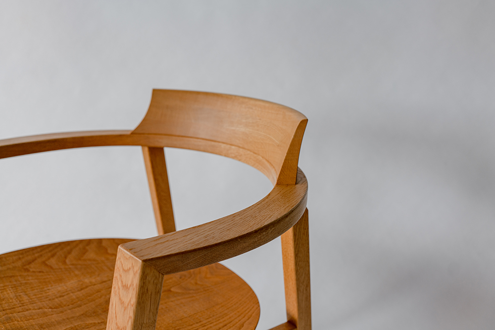 TAC アームチェア 板座 | cocochi ｜ 家具と服と暮らしの店｜静岡県袋井市