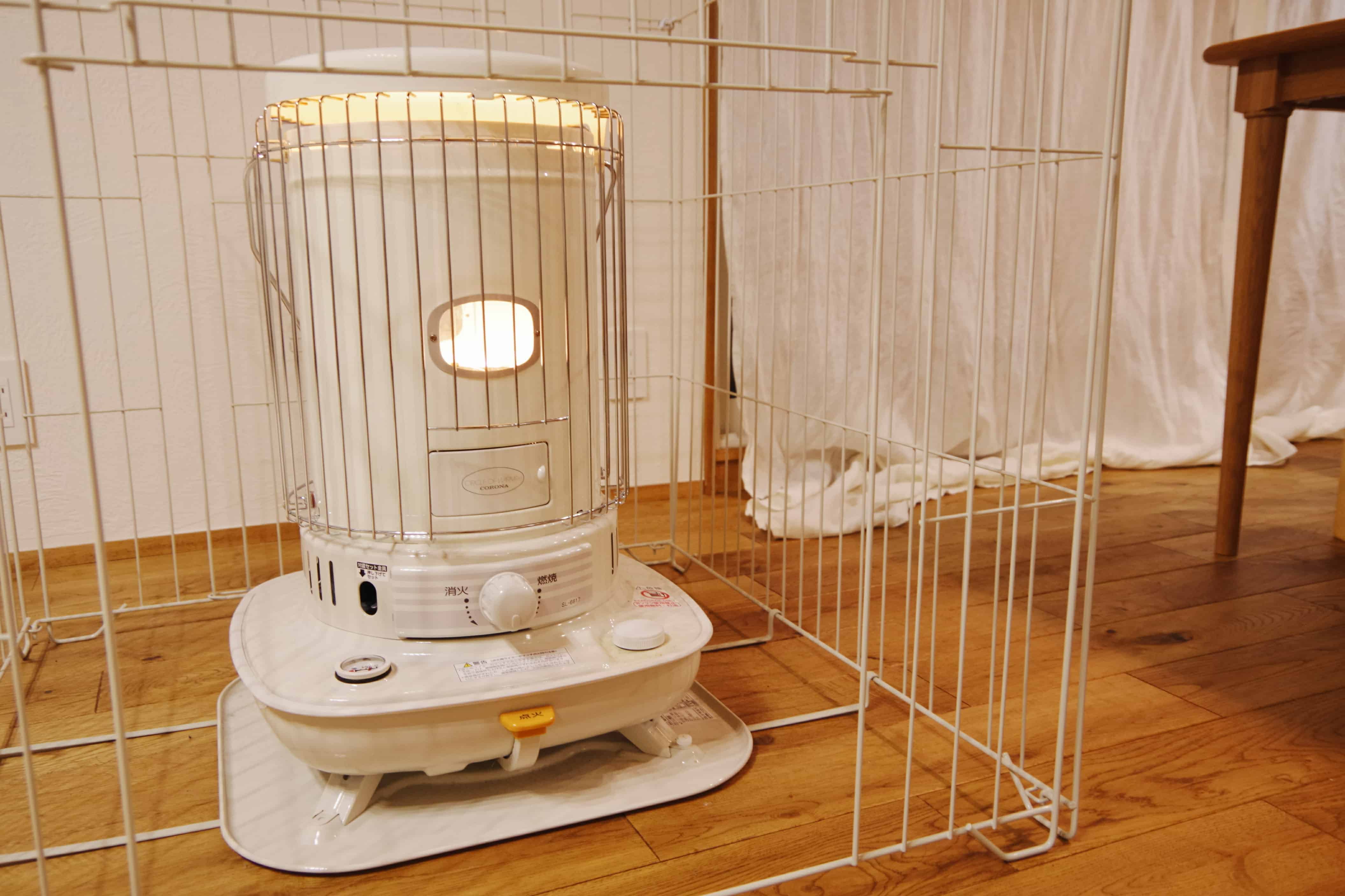 コロナストーブの給油方法を紹介！】暖かさが最高な対流型石油ストーブ