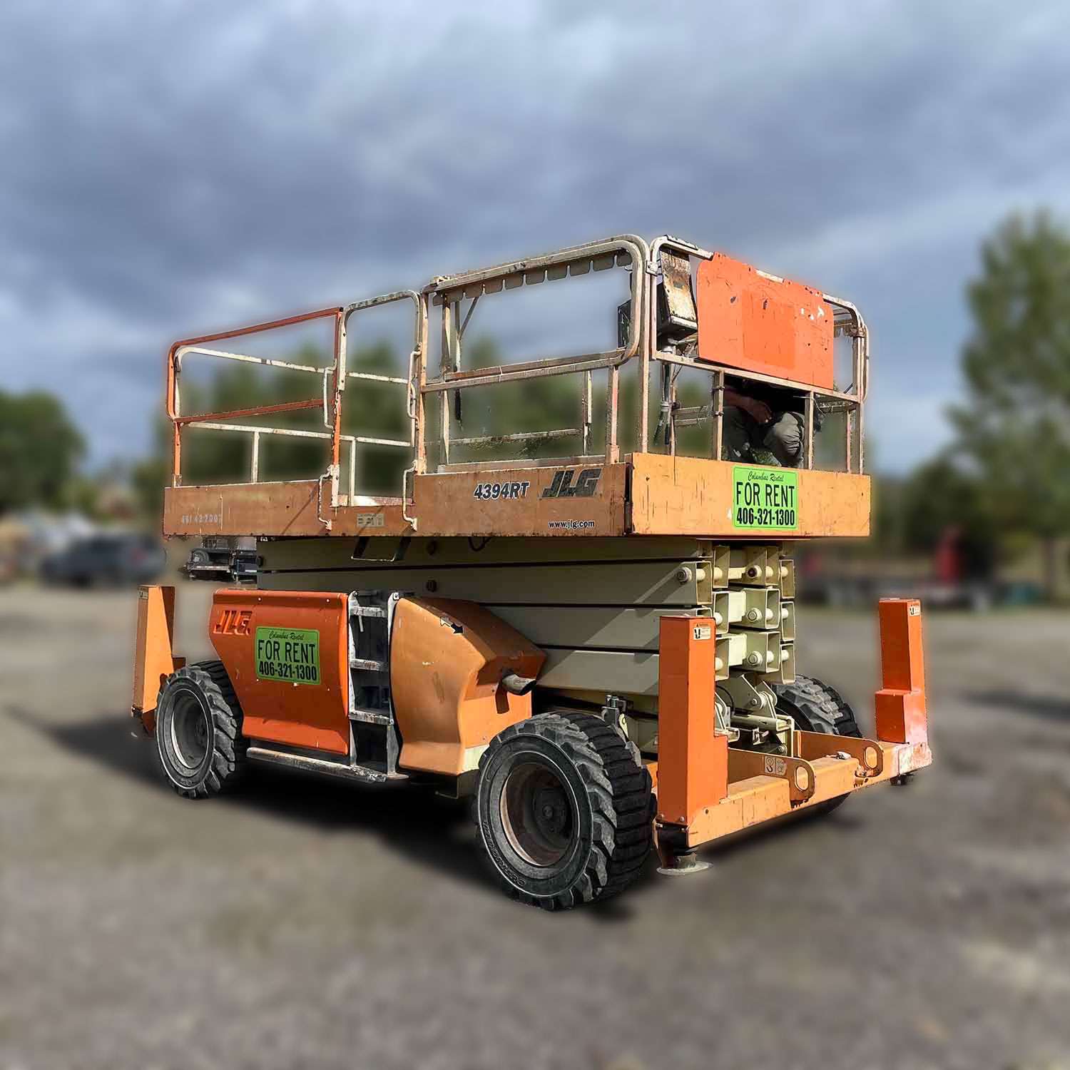 43ft JLG Scissor Lift 4394 w/Self-Leveling - Columbus Rentals