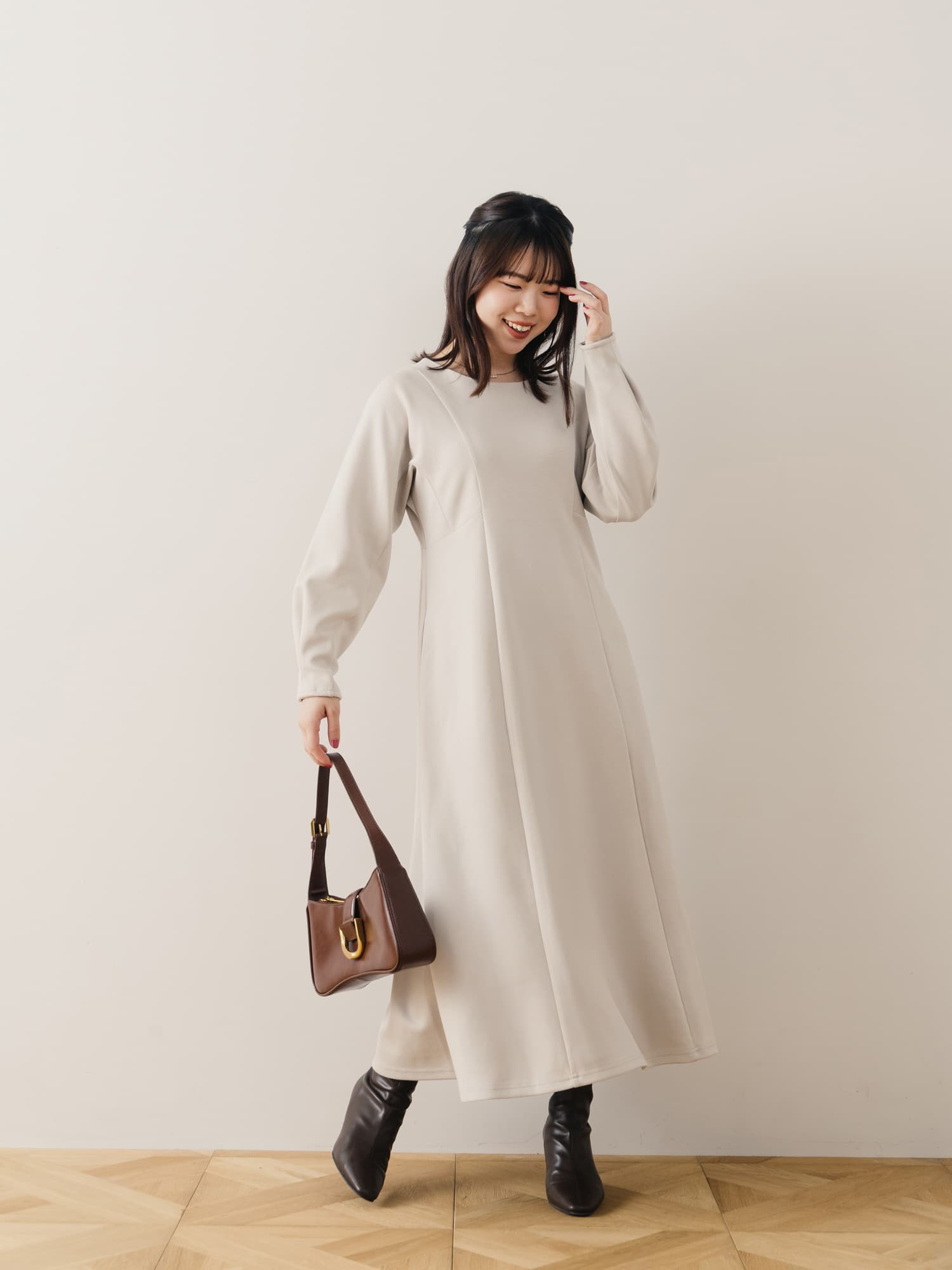 シームデザインスポンディッシュワンピース-short & regula | 小柄・低