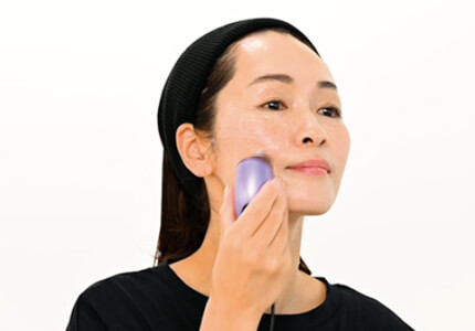 美容医療もホームケアも妥協無し引き締め特化美顔器「キャトルリフト