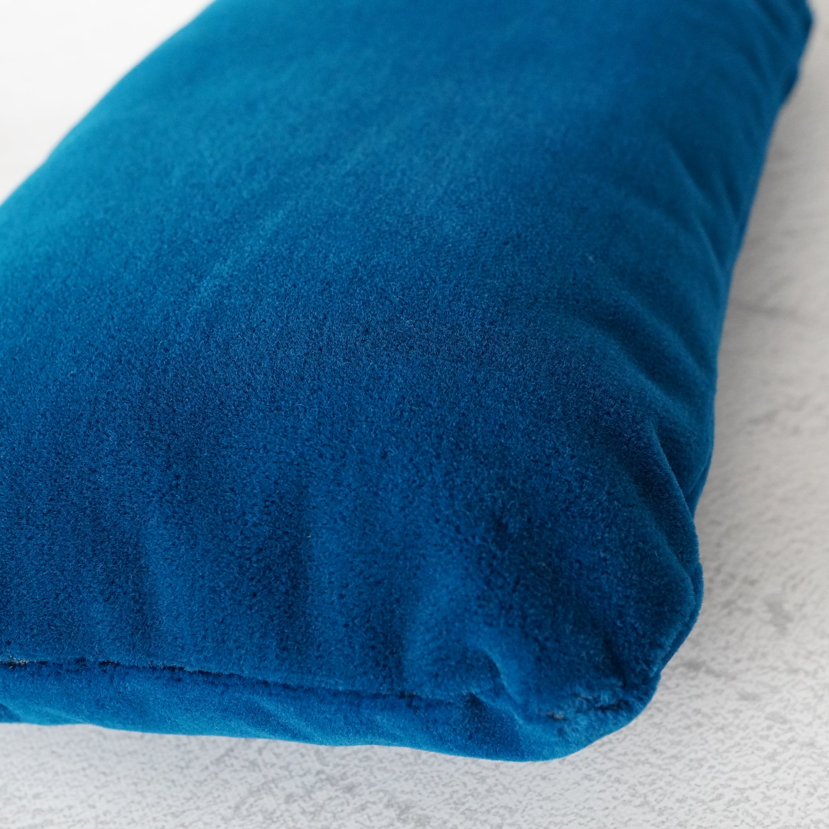 国鉄ミニクッション 青モケット – COQTEZ Official Online Store