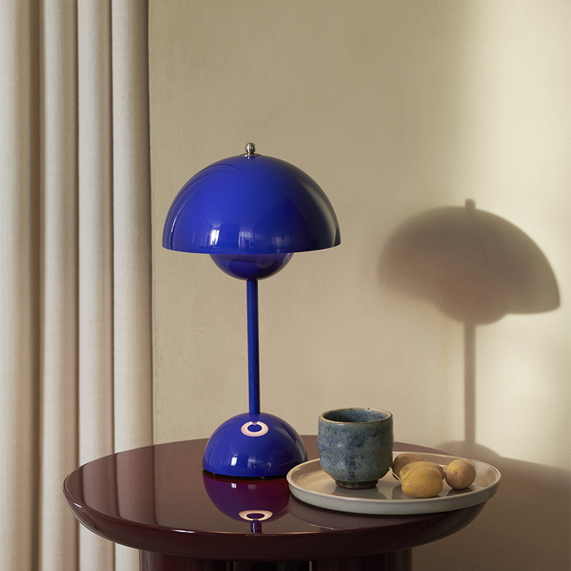 &TRADITION FLOWERPOT TABLE PORTABLE VP9 MG COBALT BLUE｜ポータブル