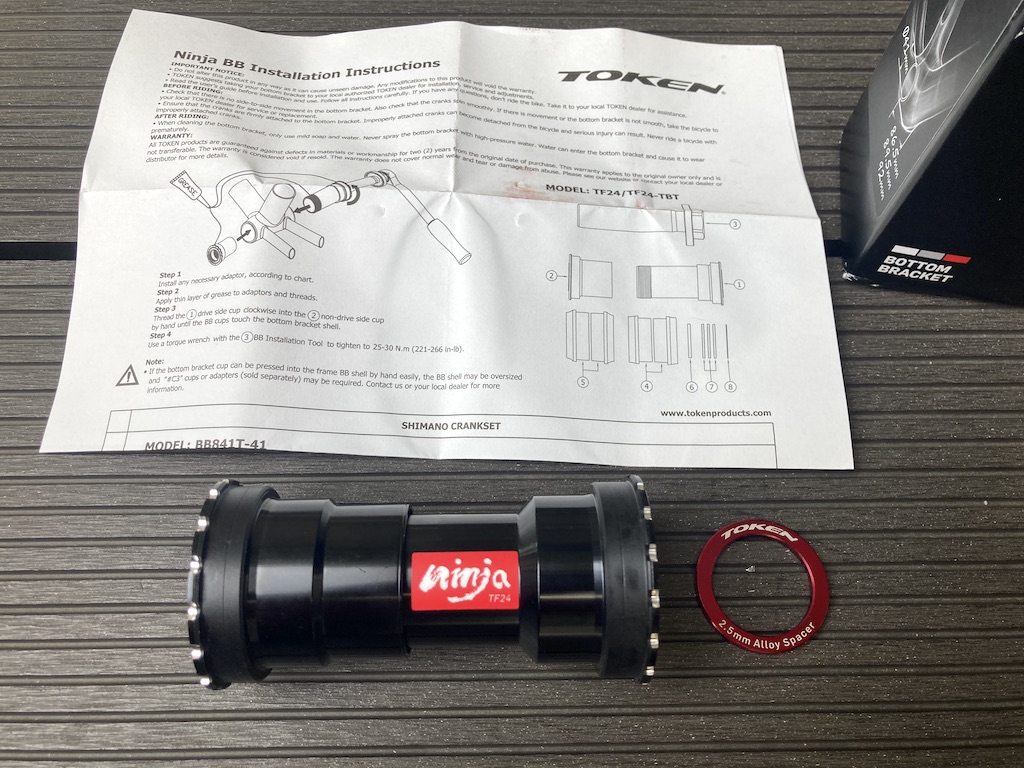 グスト(GUSTO)のBBを、噂のTOKEN ninja BB841T-41TBTに交換‼️その回転