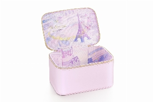 クレ・ド・ポー ボーテ ホリデーコレクションから認定オンライン