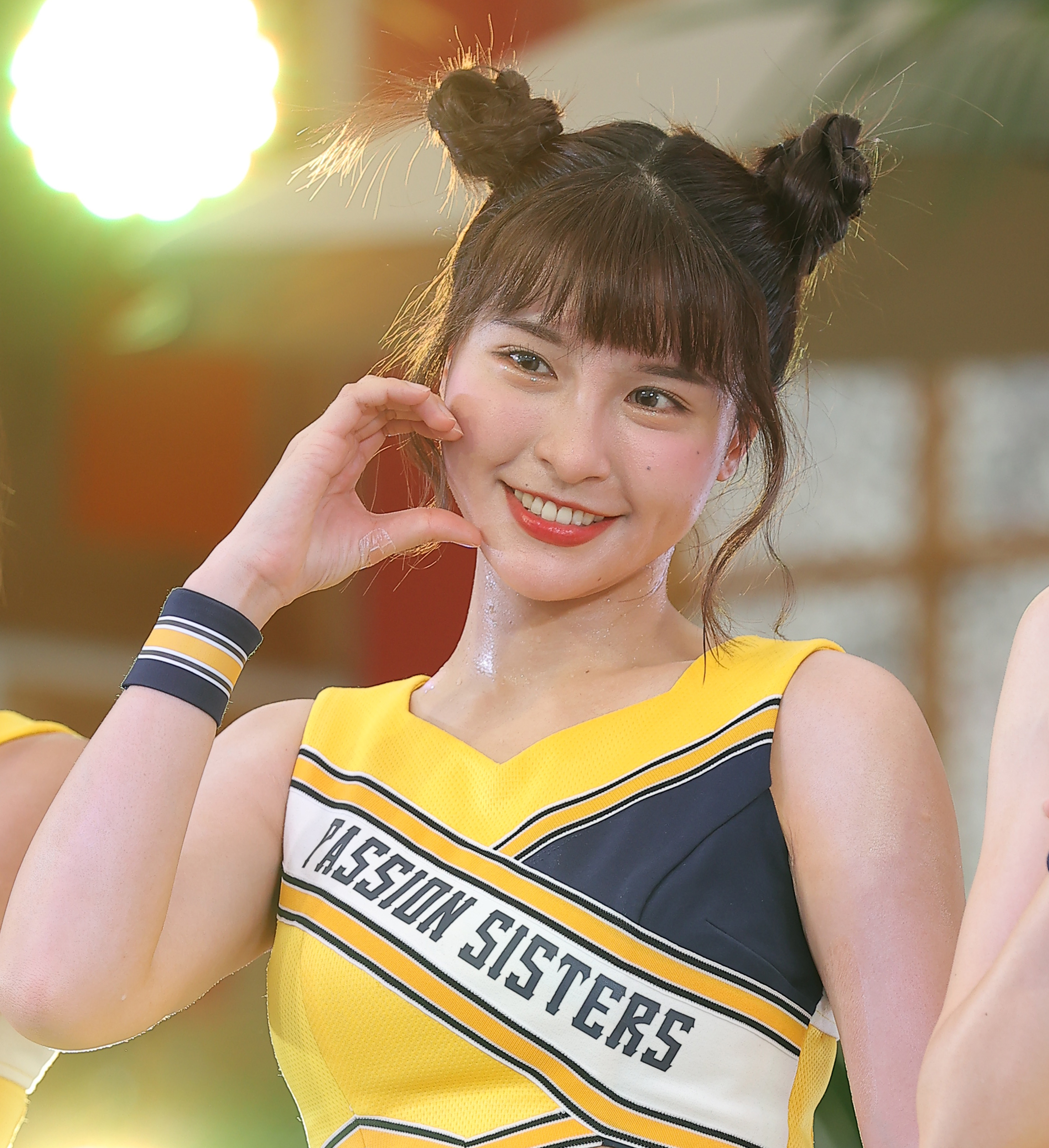 かわいすぎる〟台湾チアが「お台場冒険王」に降臨 高校野球の応援曲に