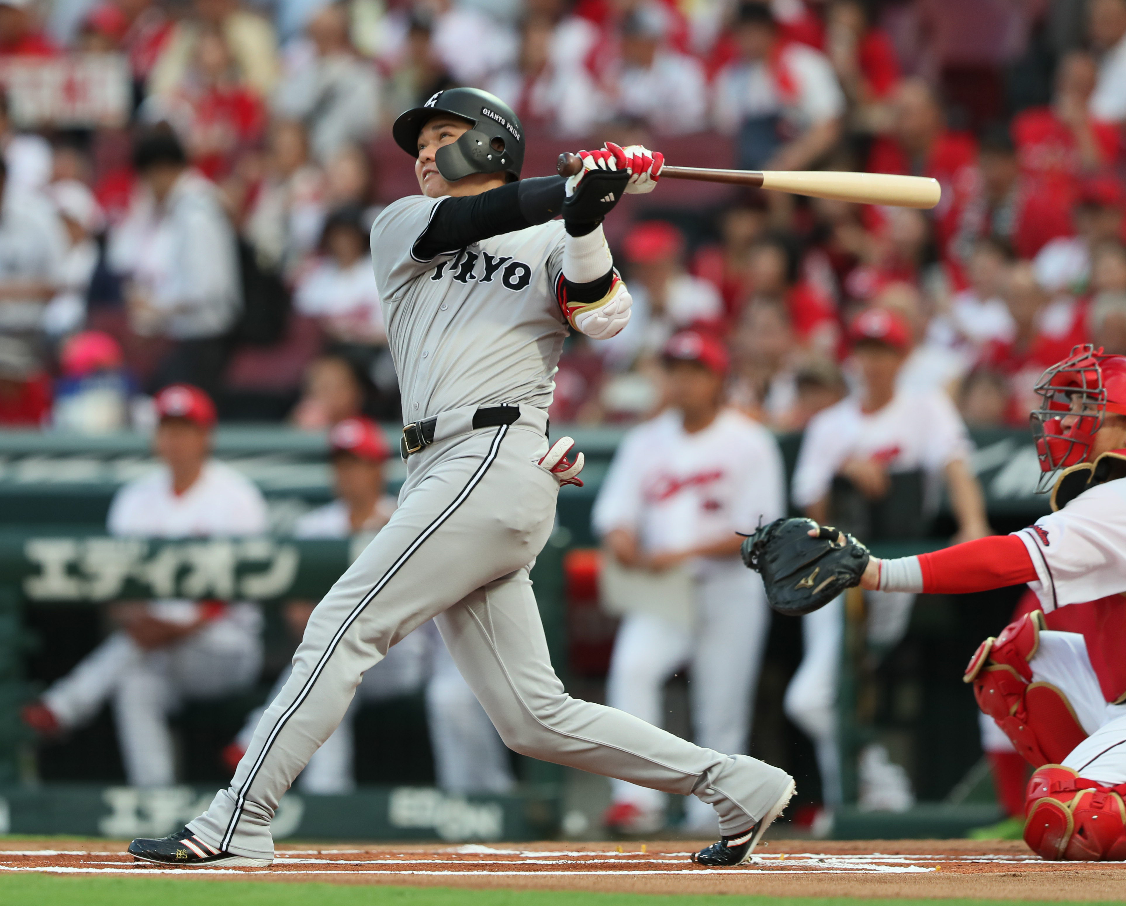 巨人・坂本勇人が先制6号ソロ 通算2400安打目 - サンスポ