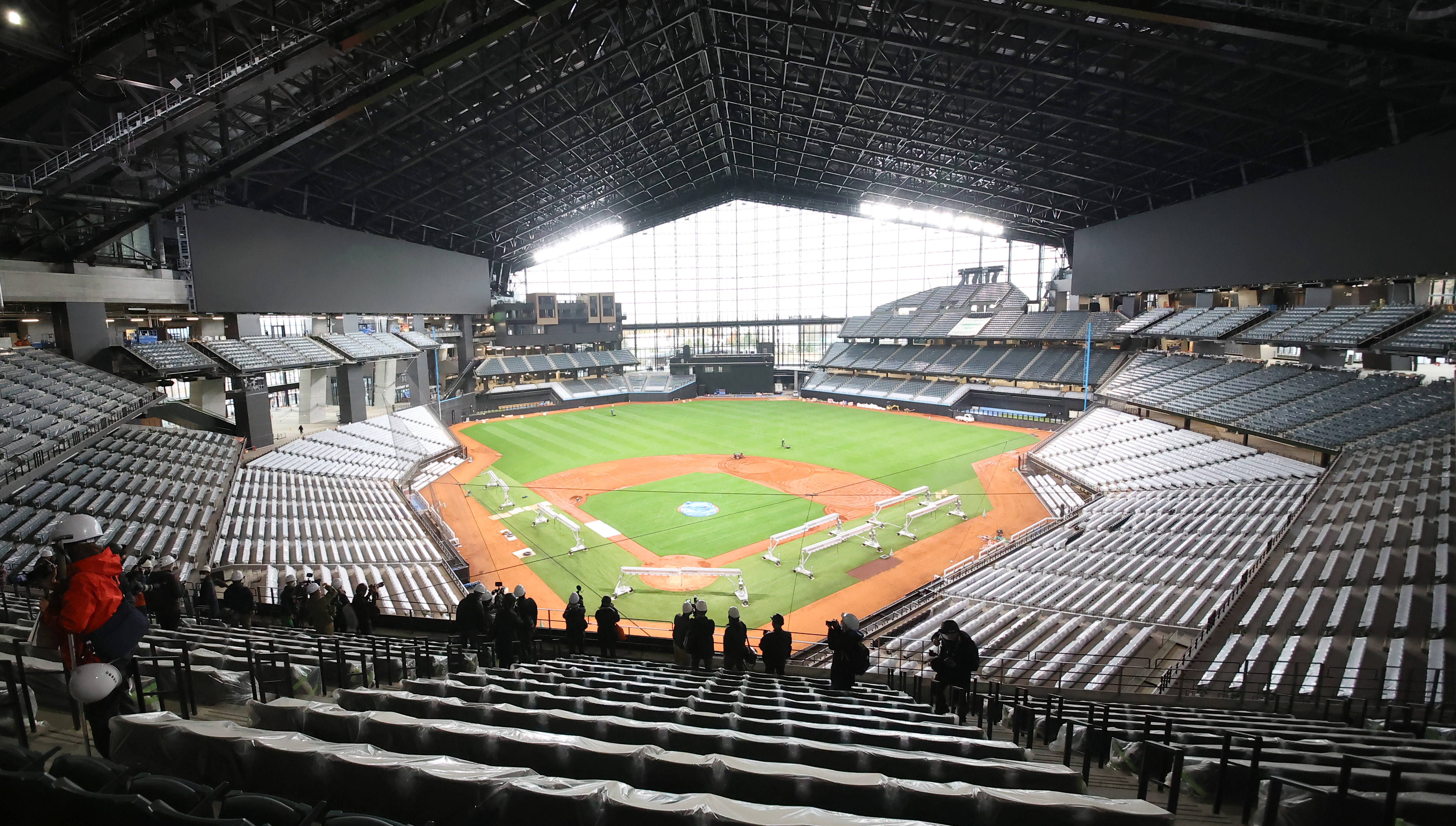 甘口辛口】規定にひっかかった日本ハム新球場 〝やっかみ〟にも