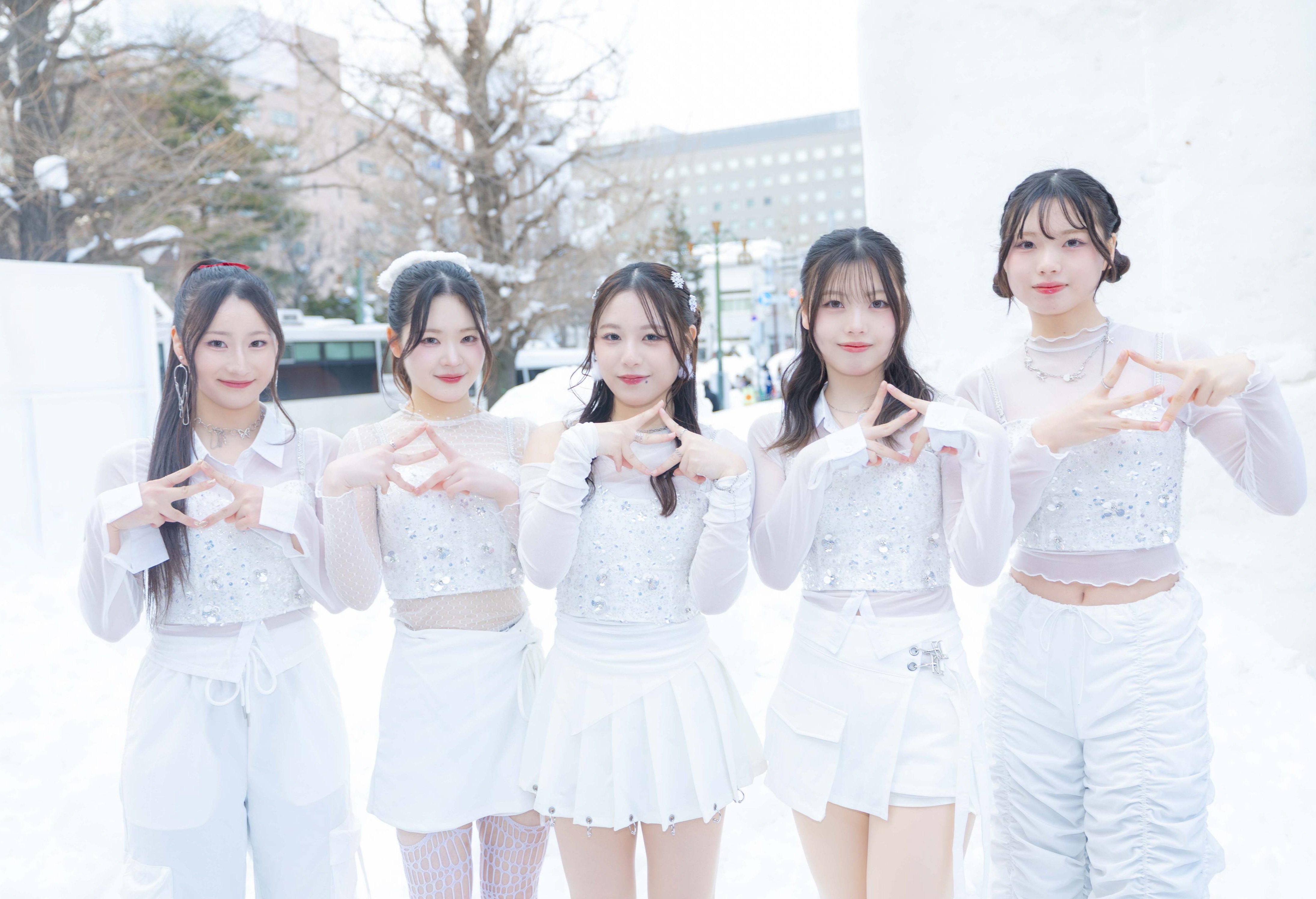 UNICODEと2FACEがさっぽろ雪まつりに登場 日韓股にかける女性グループ2