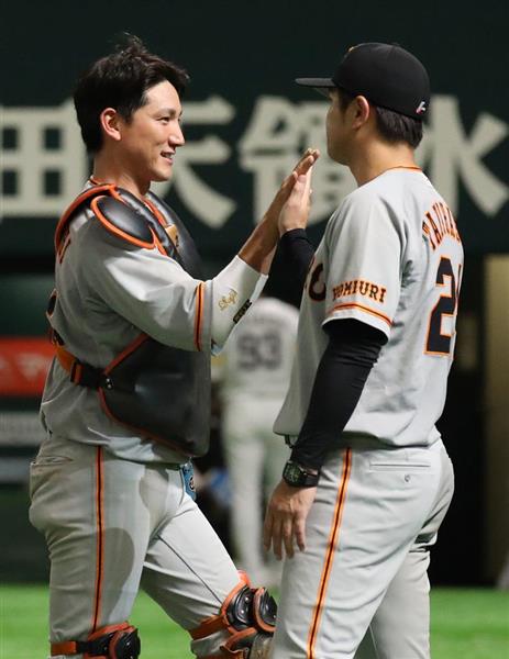 プロ野球】巨人・小林誠司が走者一掃の二塁打 約1カ月ぶり適時打で