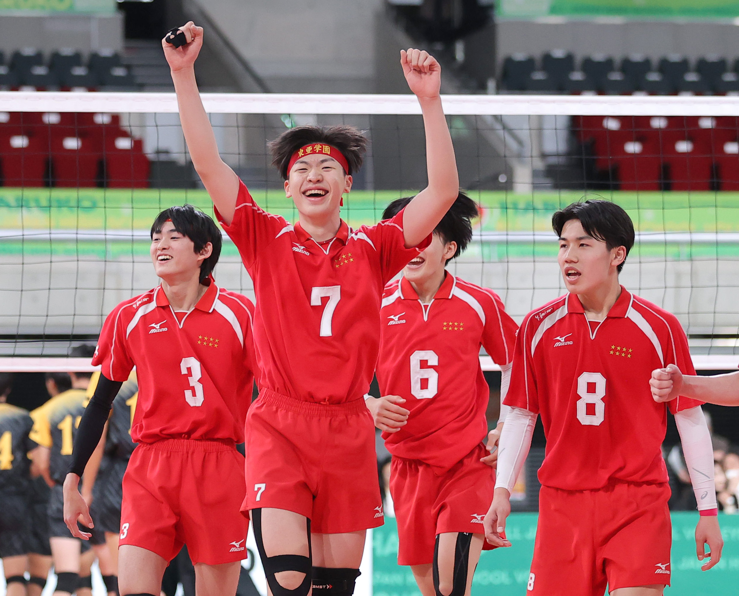 春高バレー】東亜学園が鎮西学院に逆転勝ち 「ミラクル東亜」の再現