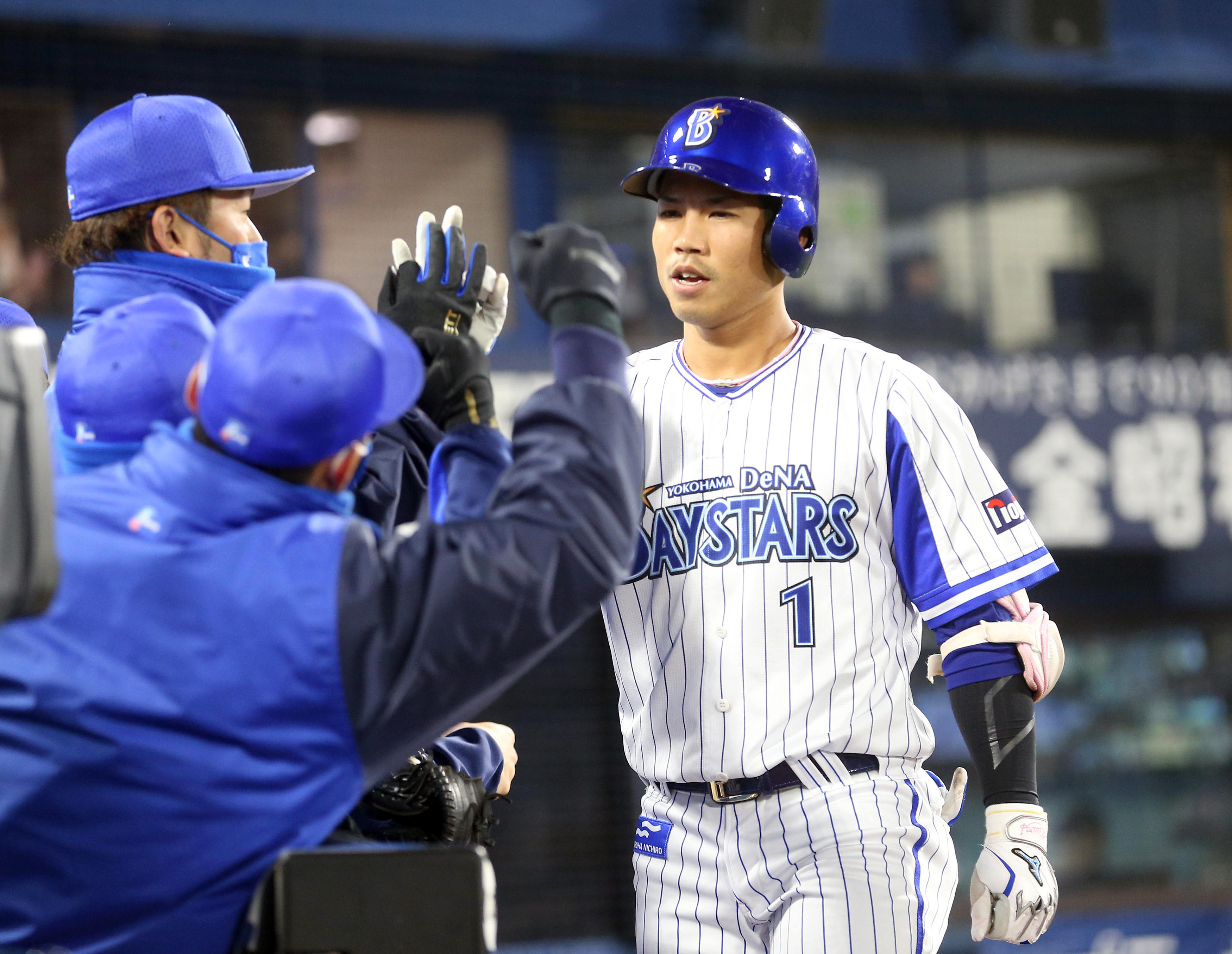 背番号1が復活の気配 DeNA・桑原がプロ10年目でキャリアハイの