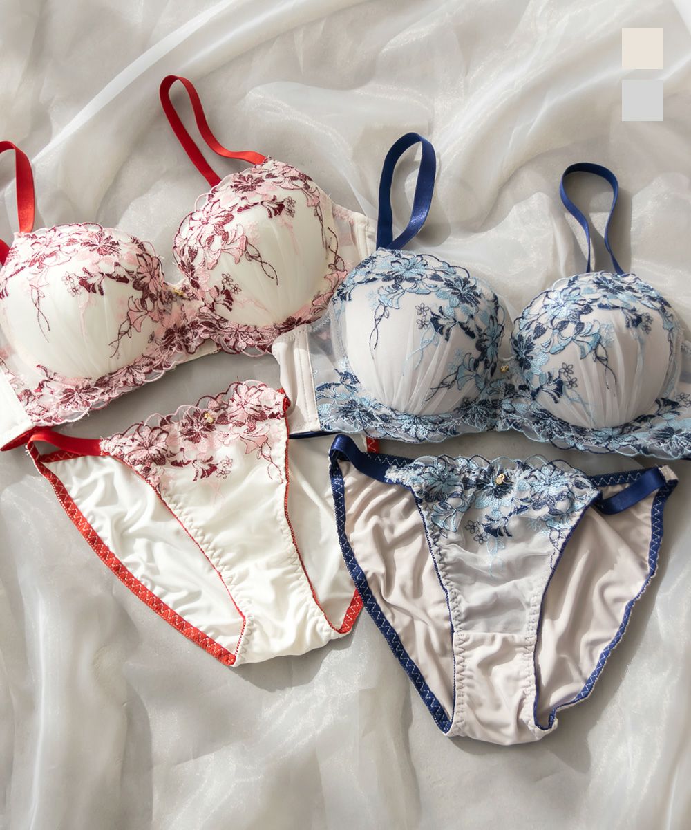 SUKALAノスタルジックフラワークロスロゴブラトップ 新品【SUKALA