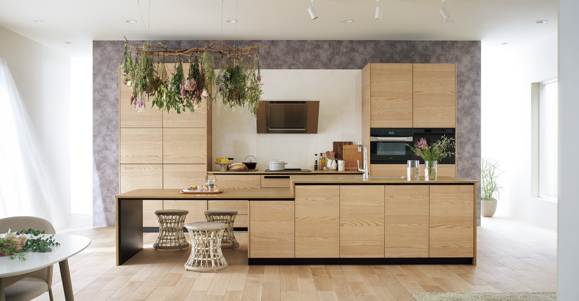 サイズデザインオーダー可！4枚バッタン扉キャビネット○ナチュラル