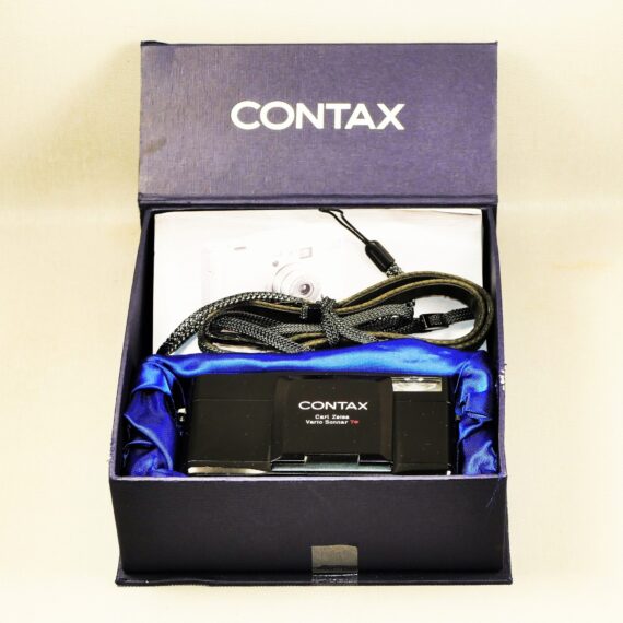 Contax TVS III Black camera W/30-60mm built in lens, sold with