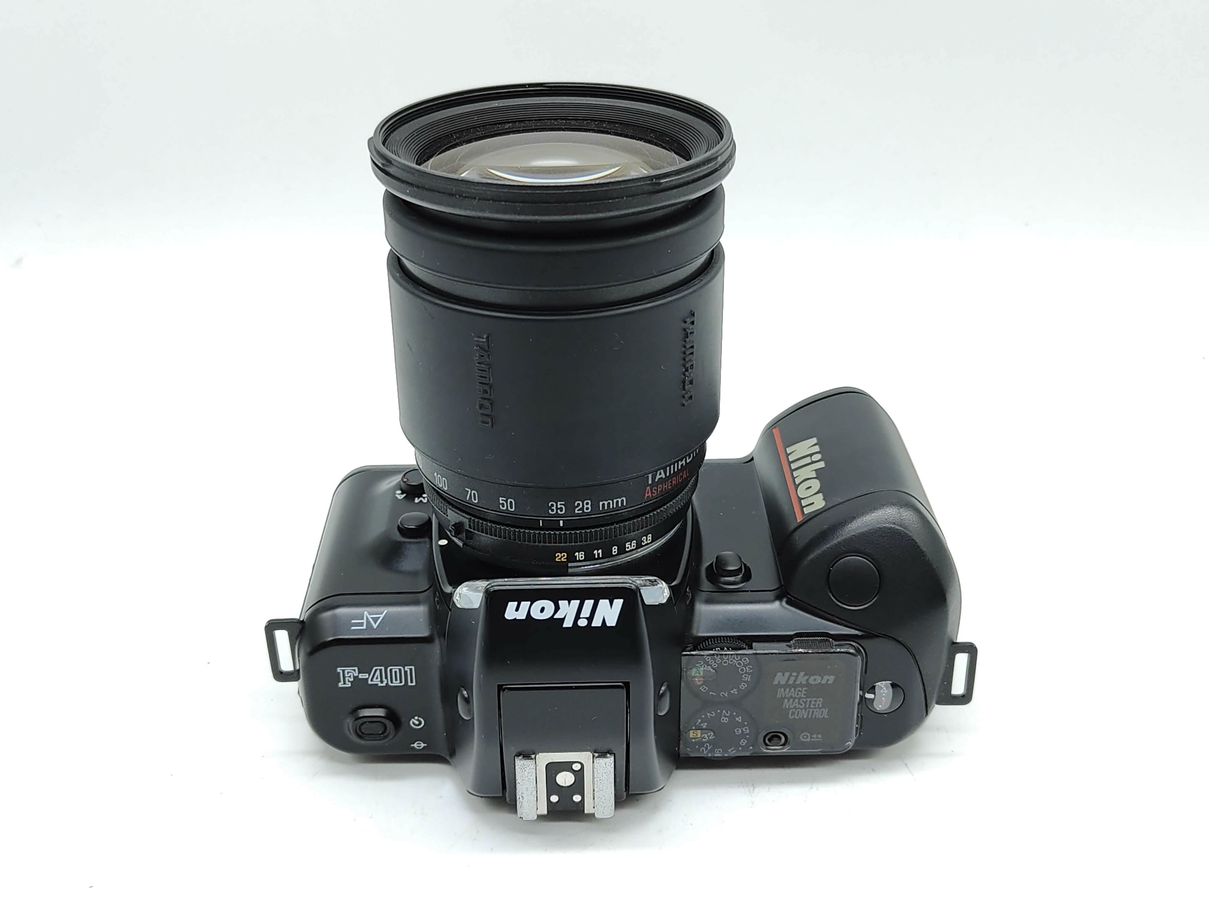 Nikon F-401s SLR film camera with 28-200mm zoom lens | Classic