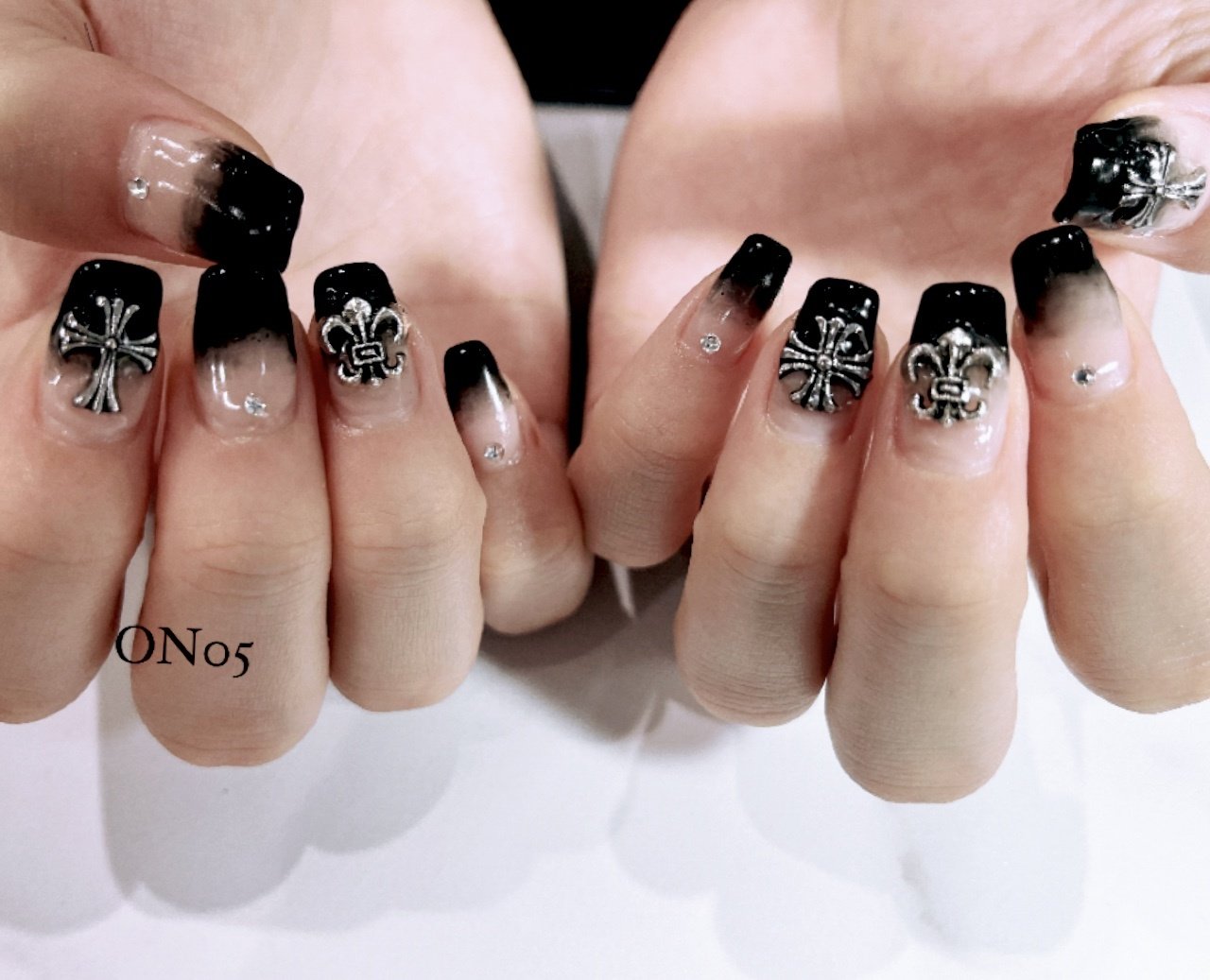 ON05のネイルデザイン[No.8980747]｜ネイルブック