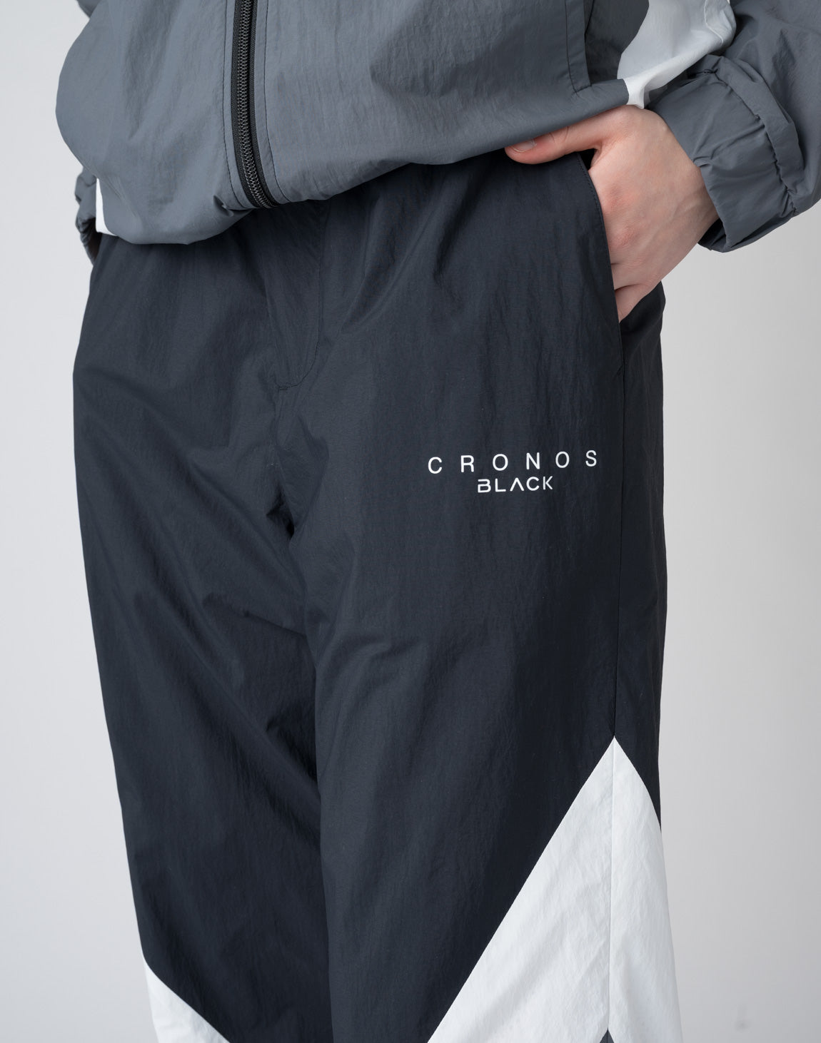 unisex】CRONOS BLACK Windbreaker long pants【BLACK】