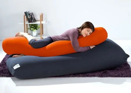 ヨギボーロールマックス］人気NO.1 人をダメにするビーズクッション