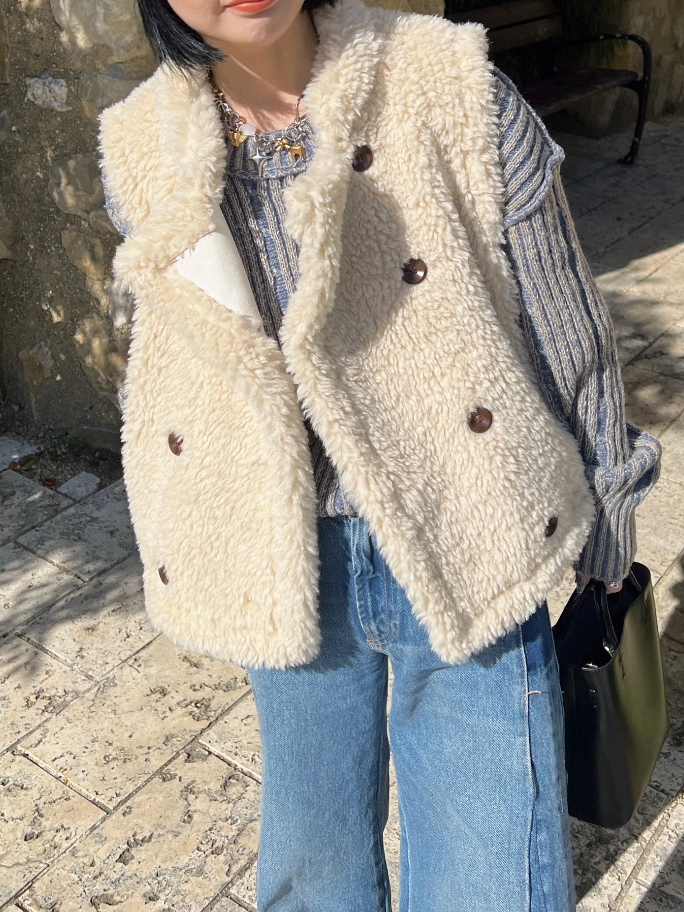 もこもこファーベスト DPB79076 – CRAMMY