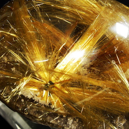 ルチルの怪物！宝石クラスの限定品！多重放射ゴールドタイチンルチル